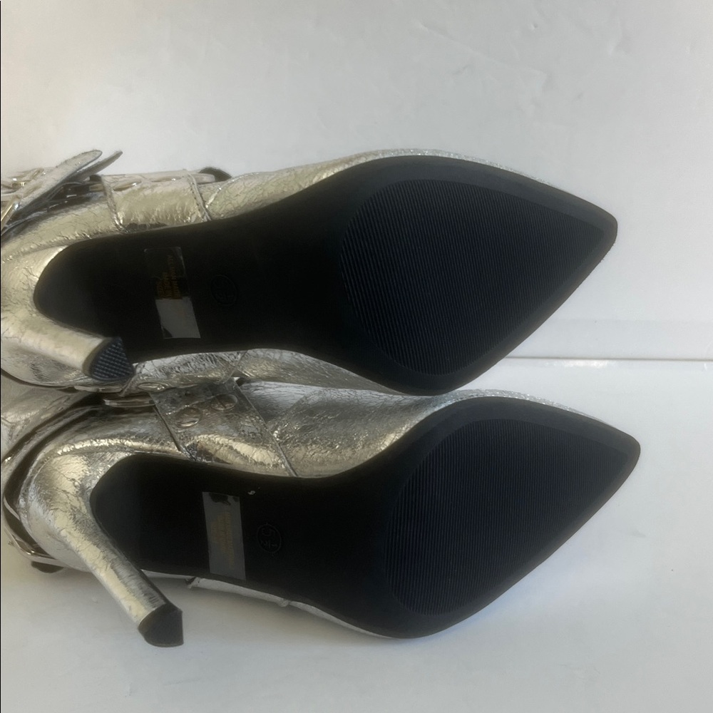 WILD DIVA LOUNGE Shaya Buckle Silver Boots Stilettos Heel Shoes Size 5.5 NEW - Picture 10 of 10